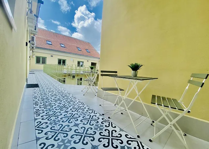 Old Town Palatul Agoston Galgon 3* Timişoara