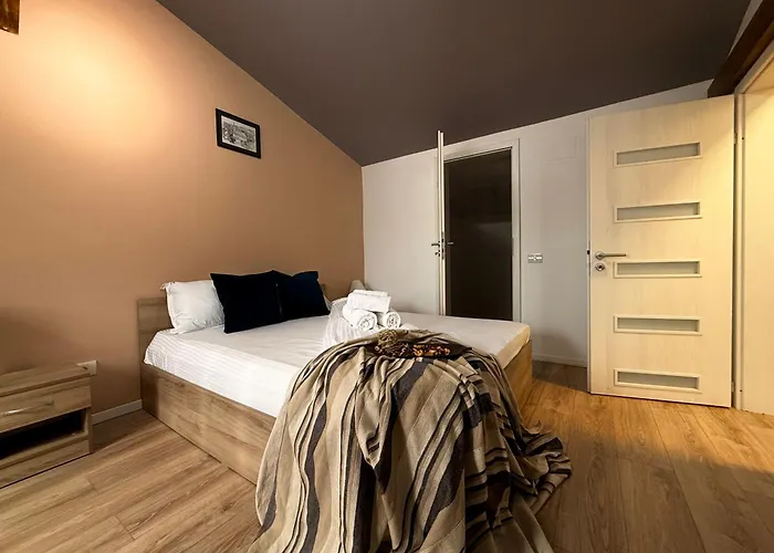 Old Town Palatul Agoston Galgon